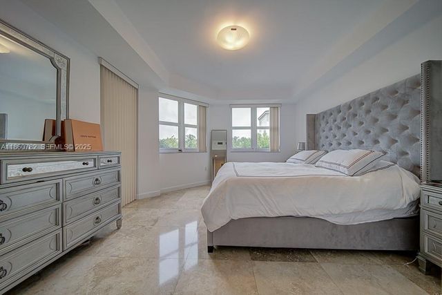 19900 E Country Club Drive 308, Aventura, FL 33180
