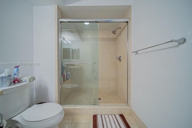 19900 E Country Club Drive 308, Aventura, FL 33180