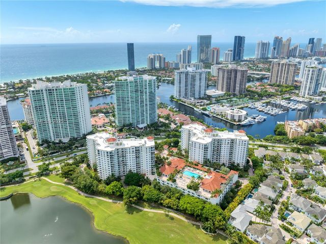 19900 E Country Club Drive 308, Aventura, FL 33180