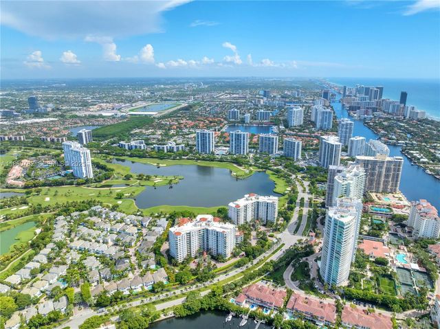 19900 E Country Club Drive 308, Aventura, FL 33180