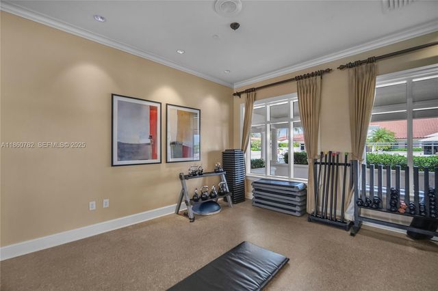 19900 E Country Club Drive 308, Aventura, FL 33180