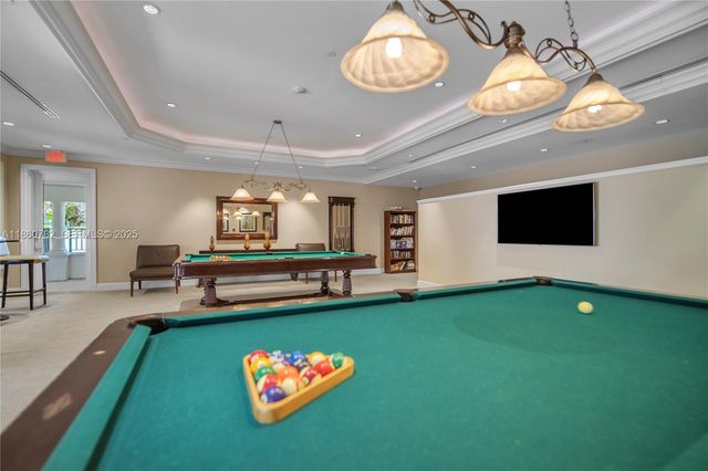 19900 E Country Club Drive 308, Aventura, FL 33180