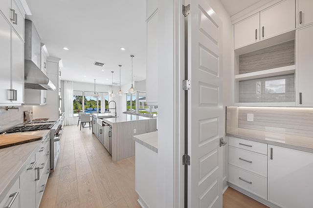 19505 SE Turnbridge Drive, Jupiter, FL 33458