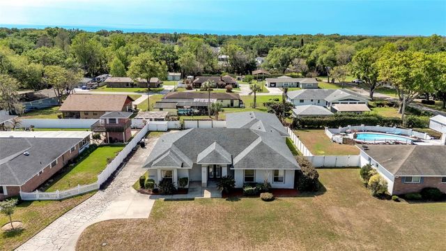 629 ORANGE VALLEY LANE, Lakeland, FL 33813