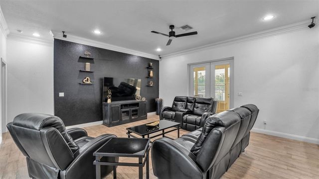 629 ORANGE VALLEY LANE, Lakeland, FL 33813