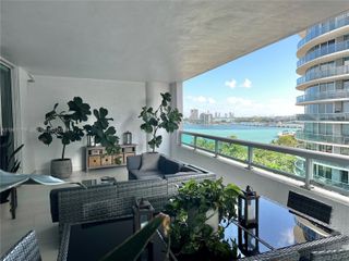 1800 N Bayshore Dr 812, Miami, FL 33132