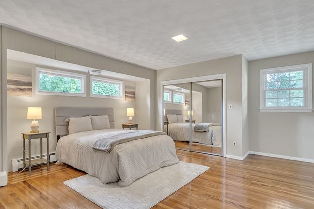 3 Cathy Rd, Burlington, MA 01803