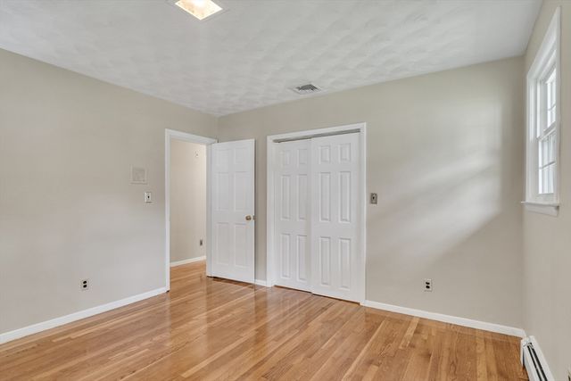 3 Cathy Rd, Burlington, MA 01803