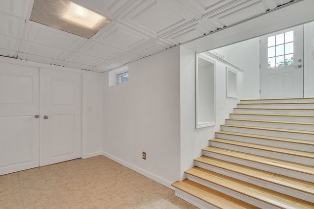3 Cathy Rd, Burlington, MA 01803
