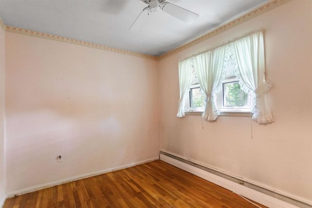 13 Wayside Drive, Bedford, NH 03110