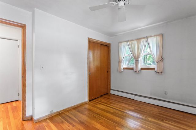 13 Wayside Drive, Bedford, NH 03110