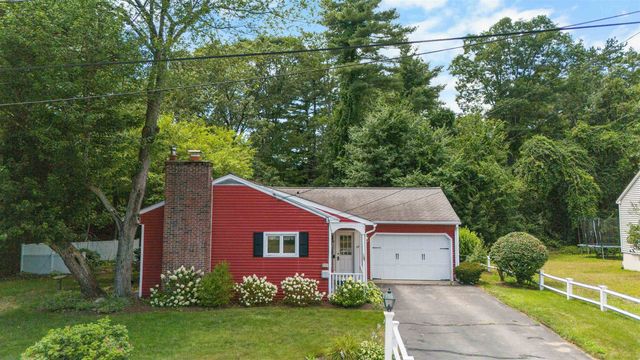 13 Wayside Drive, Bedford, NH 03110