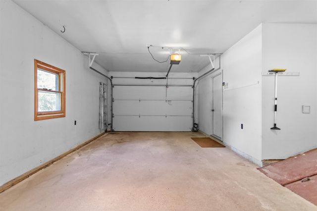 13 Wayside Drive, Bedford, NH 03110