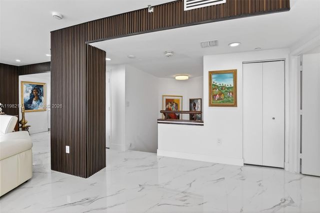 4000 Island Blvd 2301, Aventura, FL 33160