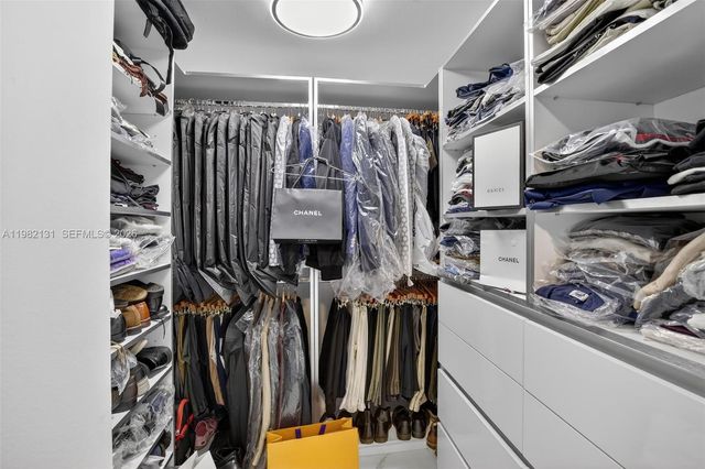 4000 Island Blvd 2301, Aventura, FL 33160