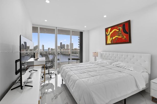 4000 Island Blvd 2301, Aventura, FL 33160