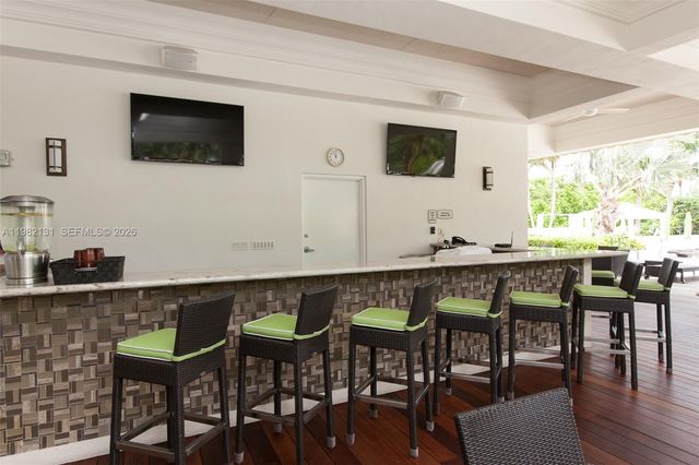 4000 Island Blvd 2301, Aventura, FL 33160