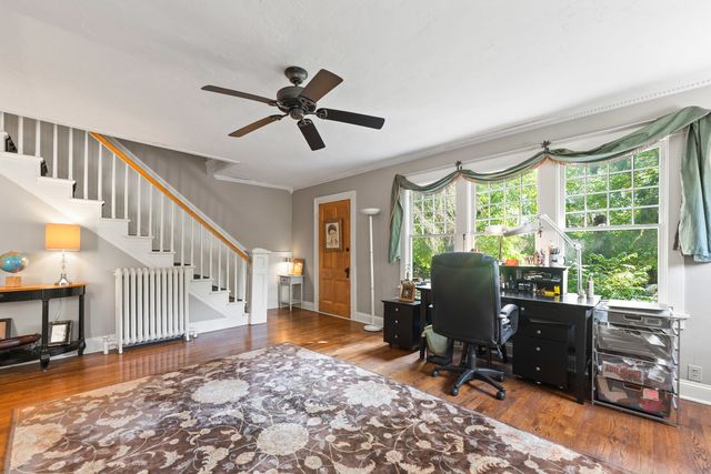 1330 W Park Avenue, Libertyville, IL 60048