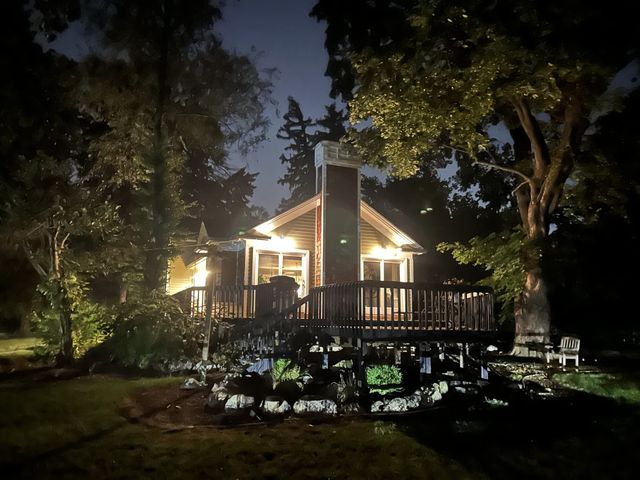 1330 W Park Avenue, Libertyville, IL 60048