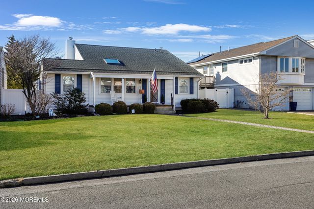210 Laurel Court, Point Pleasant Beach, NJ 08742