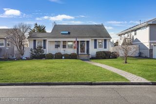 210 Laurel Court, Point Pleasant Beach, NJ 08742