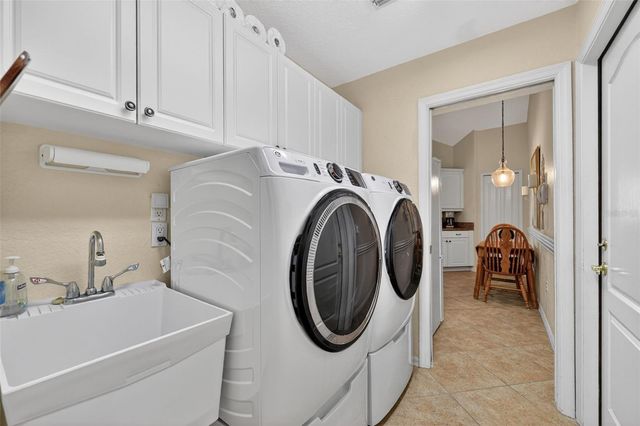 2189 OAK FOREST LANE, Palm Harbor, FL 34683