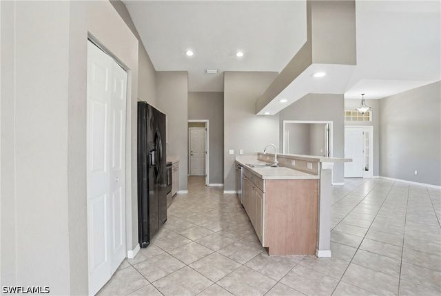 1011 Chadbourne AVE, Lehigh Acres, FL 33971