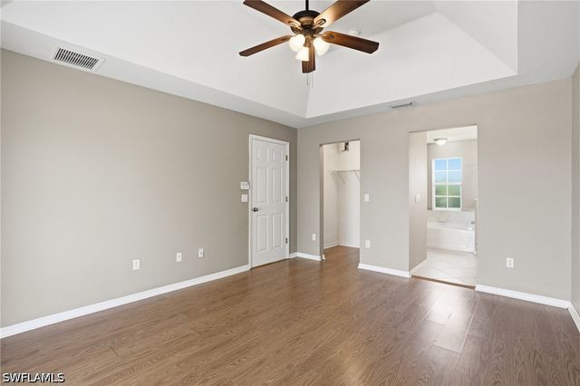 1011 Chadbourne AVE, Lehigh Acres, FL 33971