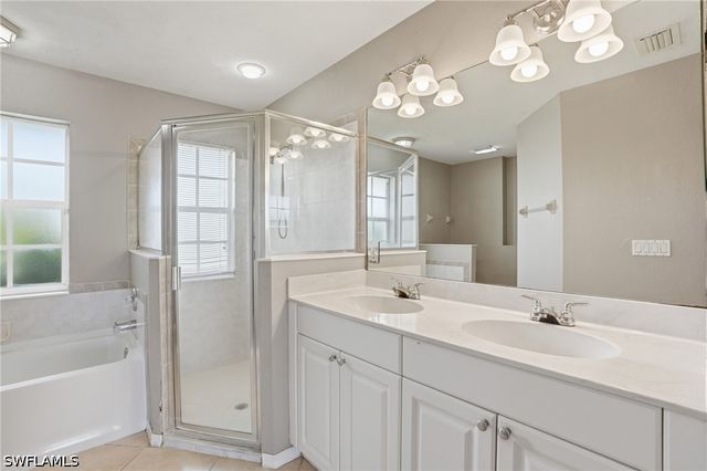 1011 Chadbourne AVE, Lehigh Acres, FL 33971