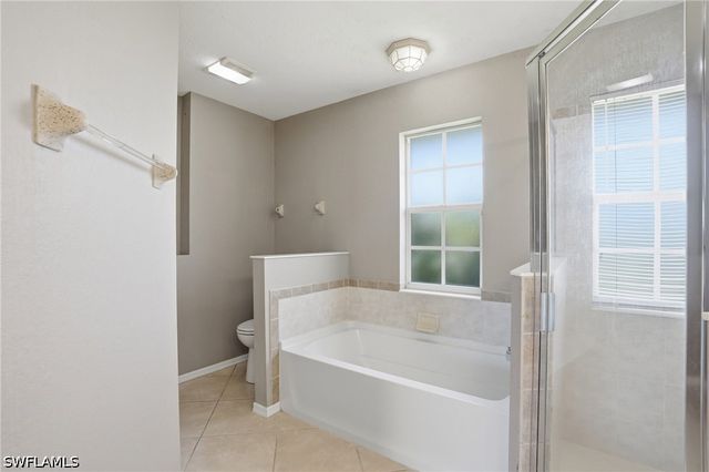 1011 Chadbourne AVE, Lehigh Acres, FL 33971