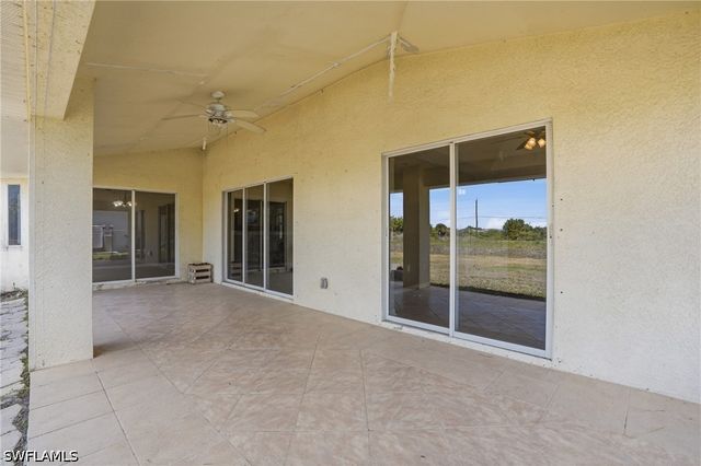 1011 Chadbourne AVE, Lehigh Acres, FL 33971
