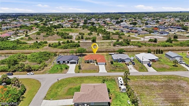 1011 Chadbourne AVE, Lehigh Acres, FL 33971
