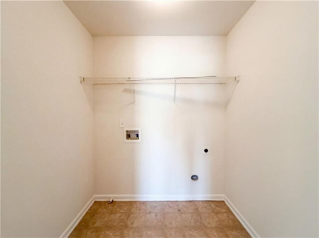 302 Torre Trail, Stockbridge, GA 30281