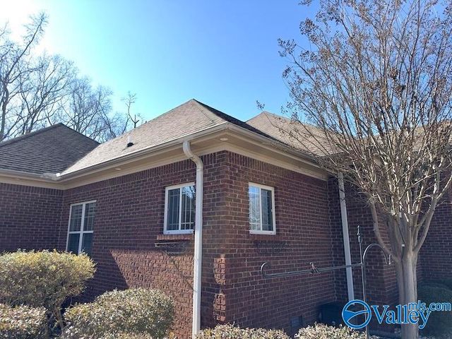 17550 Clearview Street, Athens, AL 35611