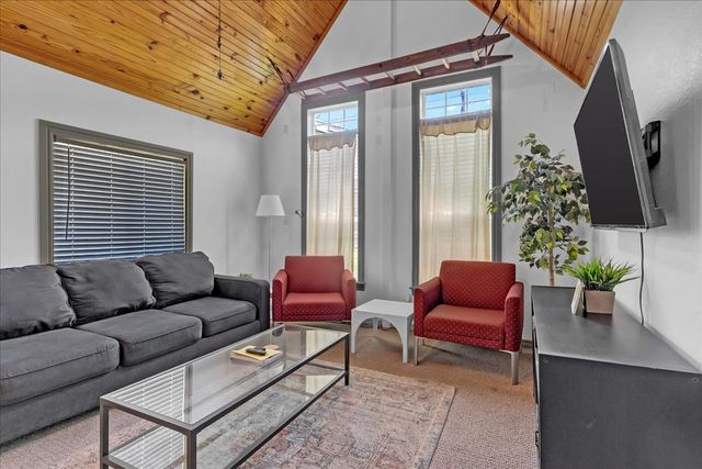 1411 E 36th Street, Tulsa, OK 74105