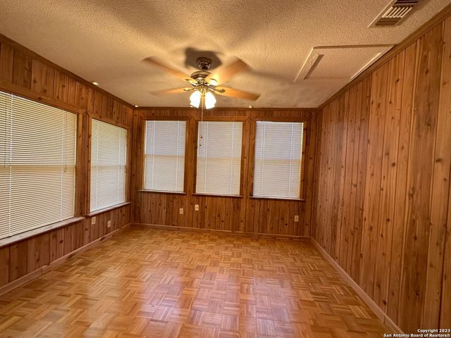 6035 MERRIMAC, San Antonio, TX 78249