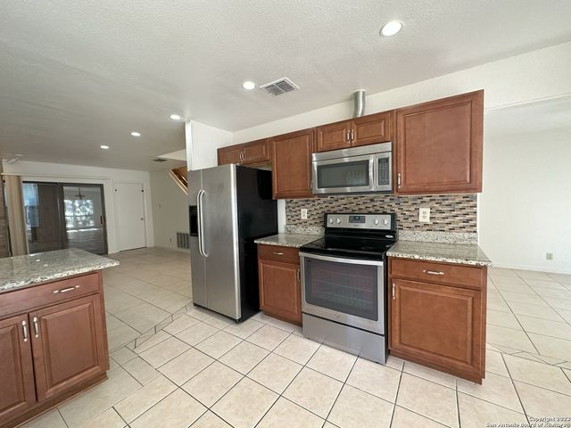 6035 MERRIMAC, San Antonio, TX 78249