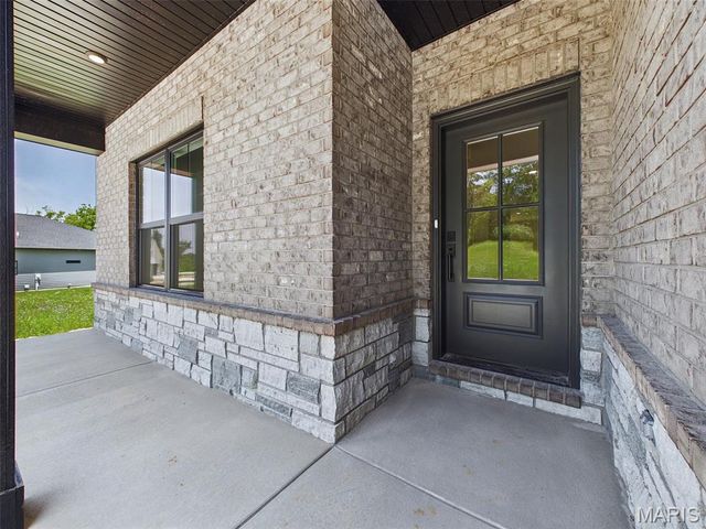 2279 Pelham Lane, Maryville, IL 62062