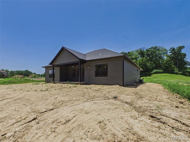 2279 Pelham Lane, Maryville, IL 62062
