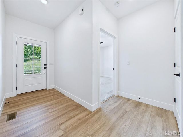 2279 Pelham Lane, Maryville, IL 62062