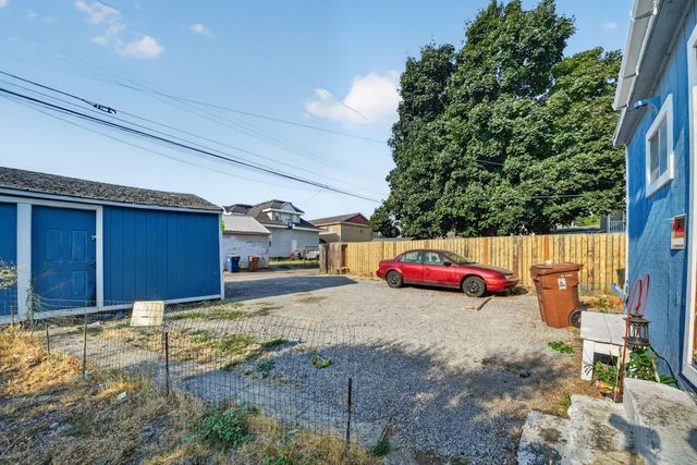 907 W Montgomery Ave, Spokane, WA 99205