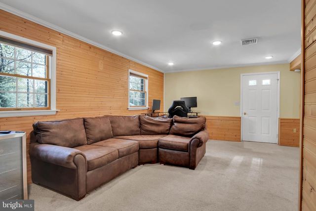 414 LITTLE JOHN DR, Dillsburg, PA 17019