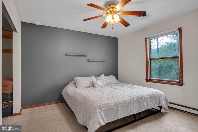 414 LITTLE JOHN DR, Dillsburg, PA 17019
