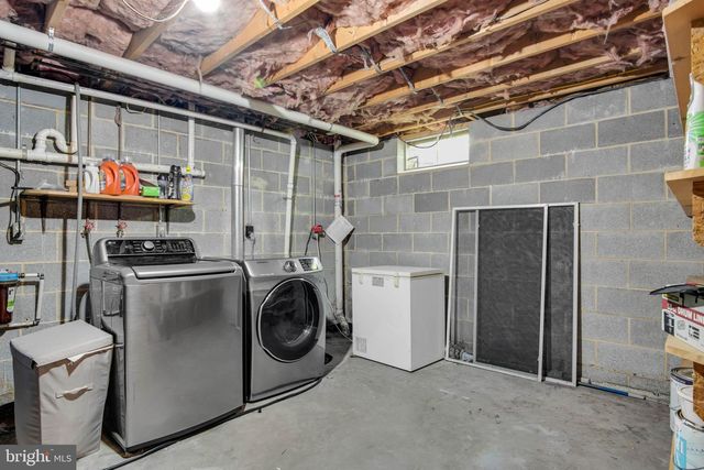 414 LITTLE JOHN DR, Dillsburg, PA 17019