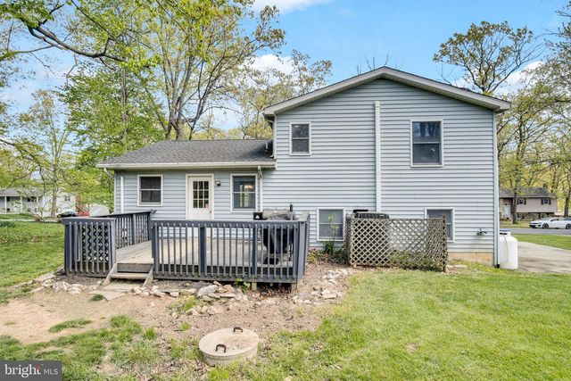 414 LITTLE JOHN DR, Dillsburg, PA 17019