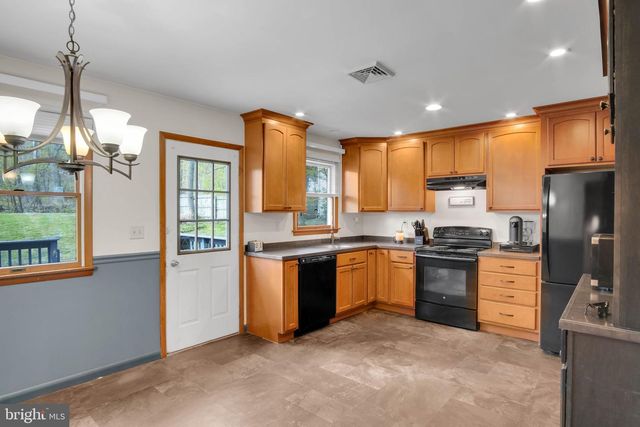 414 LITTLE JOHN DR, Dillsburg, PA 17019