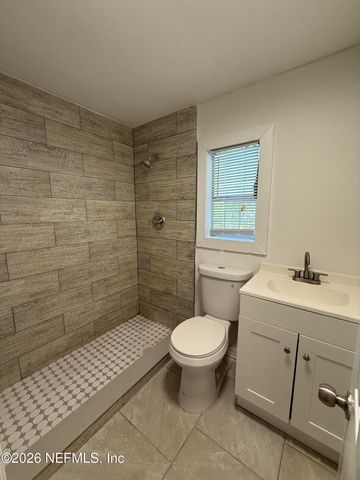 9037 WASHINGTON Avenue, Jacksonville, FL 32208