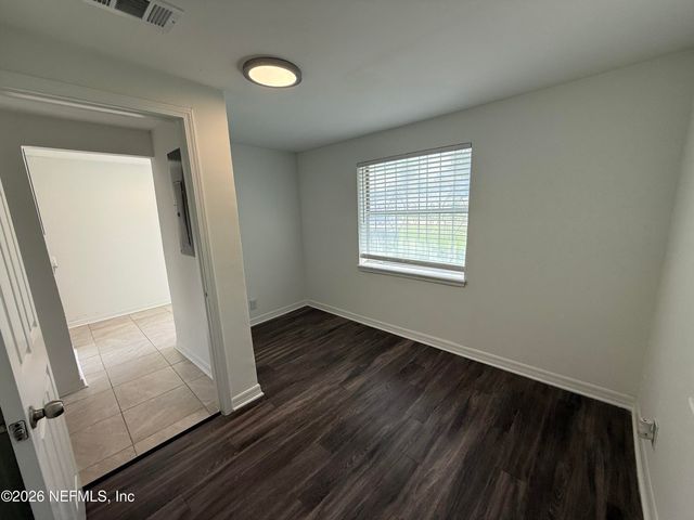 9037 WASHINGTON Avenue, Jacksonville, FL 32208