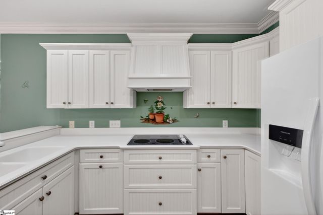 4 Broadstone Court, Simpsonville, SC 29681