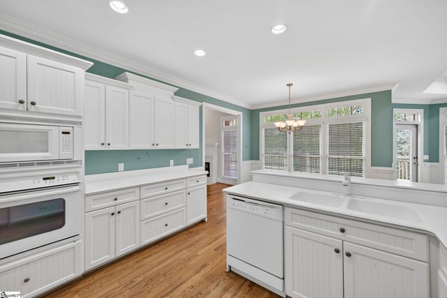 4 Broadstone Court, Simpsonville, SC 29681